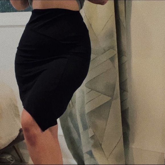 Nicole Miller Dresses & Skirts - Nicole Miller Assymetrical Skirt